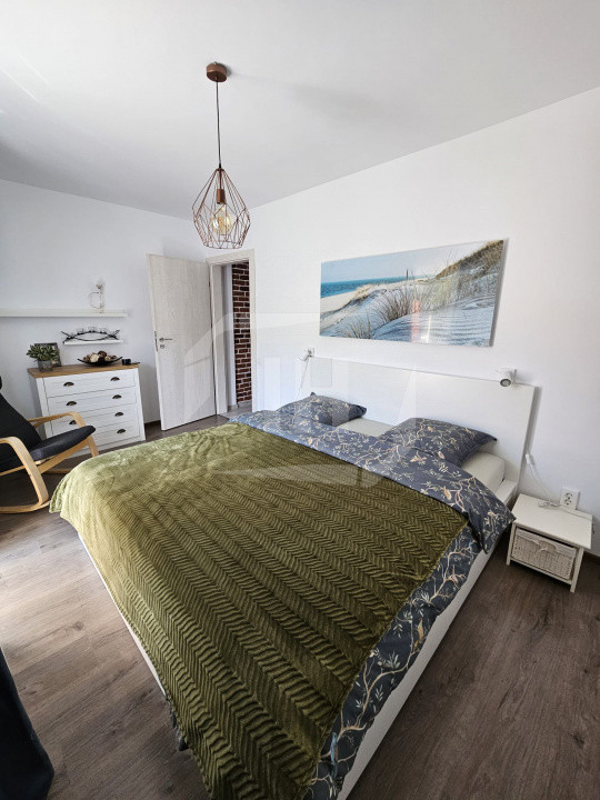 Apartament 3 camere, zona Vivo