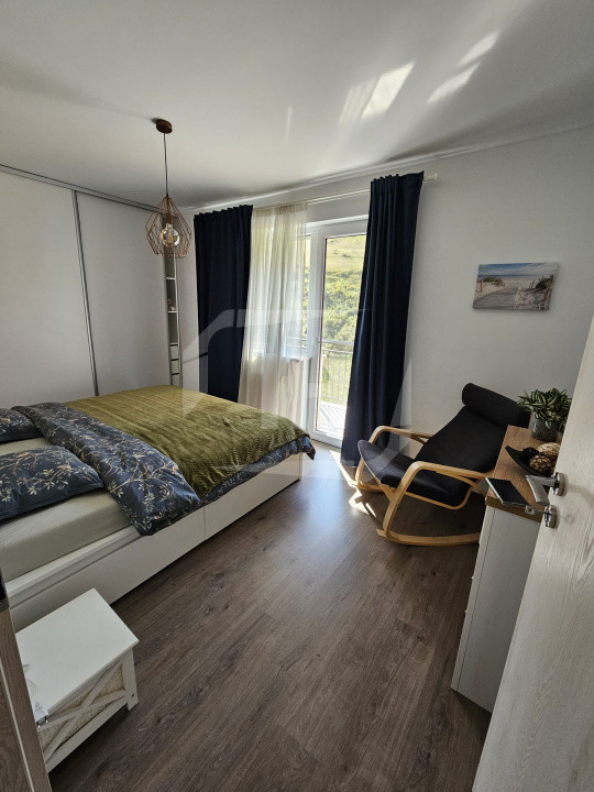 Apartament 3 camere, zona Vivo