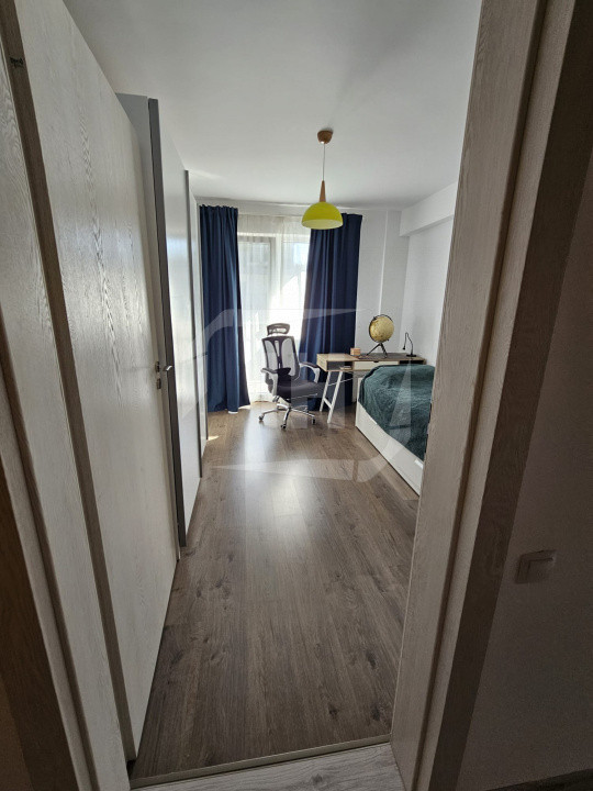 Apartament 3 camere, zona Vivo