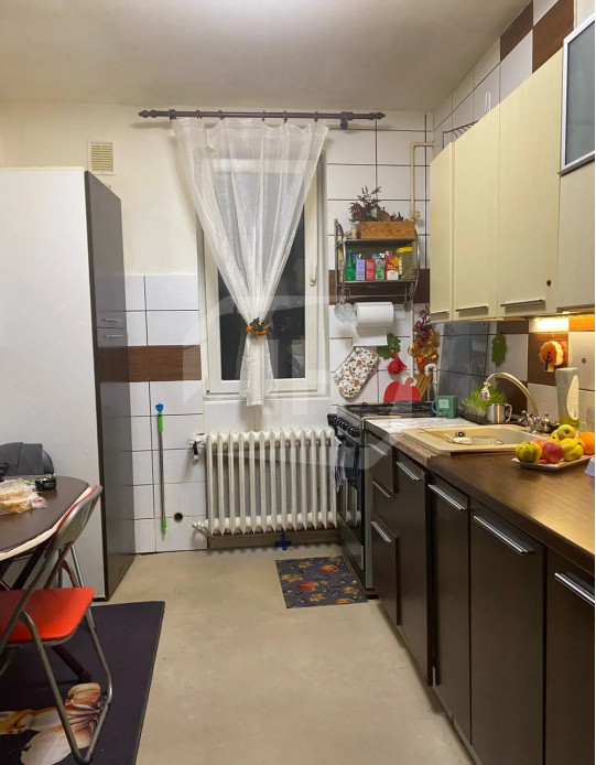 Apartament 3 camere, decomandat in cartierul Gheorgheni