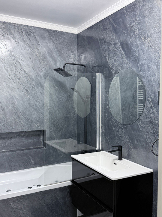 Apartament 2 camere la cheie, parcare, zona Vivo