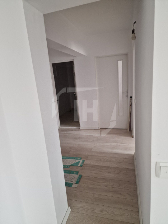 Apartament cu 3 camere, garaj