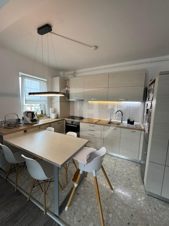 Apartament 3 camere, 2 bai, parcare in bloc nou din Gheorgheni