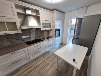 Apartamente 3 camere, decomandat, 2 parcari, terasa, gradina, Oasului, Iris