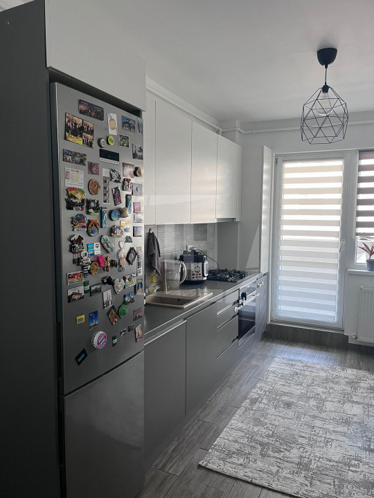 Apartament 2 camere, la cheie, zona Vivo