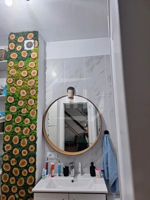 Apartament, modern, intermediar, zona Garii