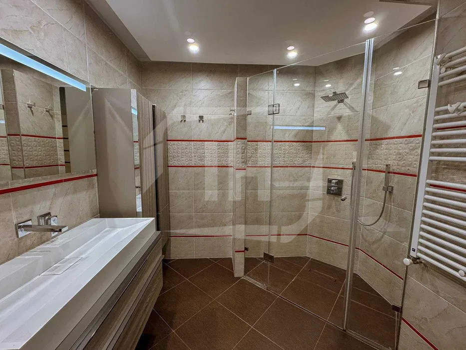 Apartament 2 camere, parcare subterana inclusa, bloc nou zona Iulius Mall