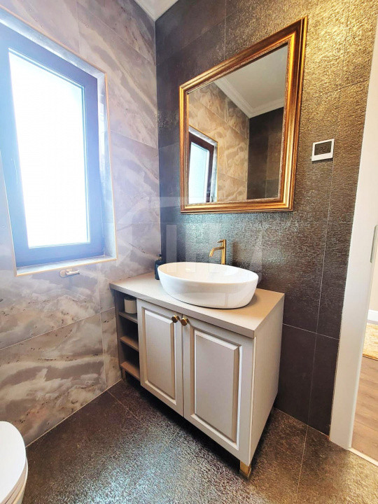 Casa 140 mp utili cu terasa si jacuzzi