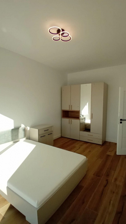 Apartament 2 camere, terasa, parcare subterana, zona Vivo