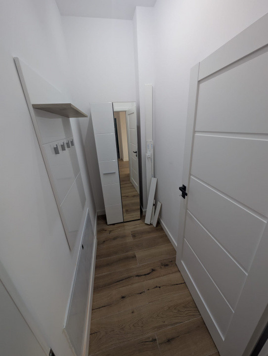 Apartament 2 camere, terasa, parcare subterana, zona Vivo