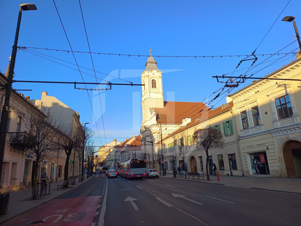 Apartament 4 camere, ultracentral