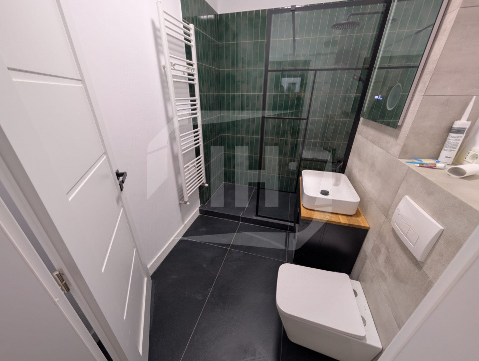 Apartament 2 camere, terasa, parcare subterana, zona Vivo