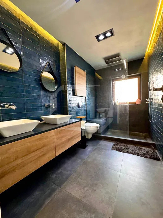 Apartament  3 camere, 106 mp, Europa