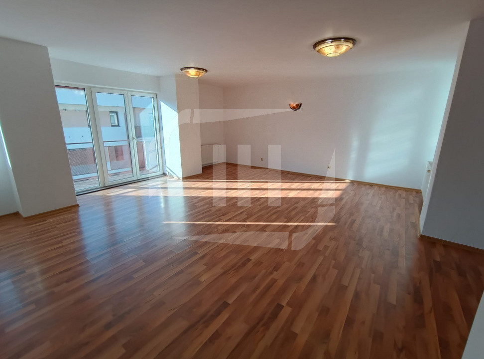 Apartament 3 camere, parcare, Borhanci