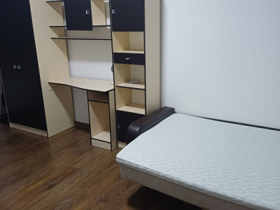 Garsoniera, la cheie, Marasti