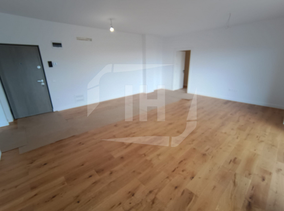 Apartament 3 camere, posibilitate 4, terasa, gradina, parcare