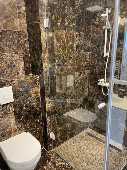 Apartament cu 3 camere, mobilat si utilat, zona Iulius Mall