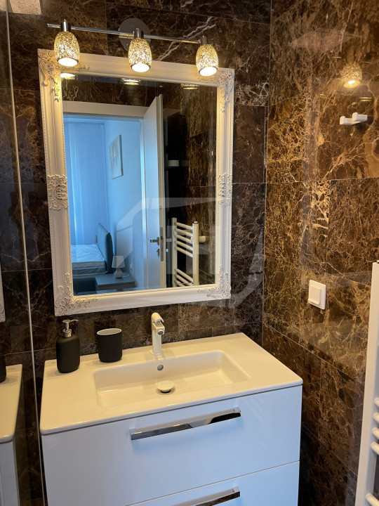 Apartament cu 3 camere, mobilat si utilat, zona Iulius Mall