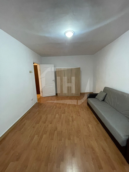 Apartament 3 camere, cartier Intre Lacuri