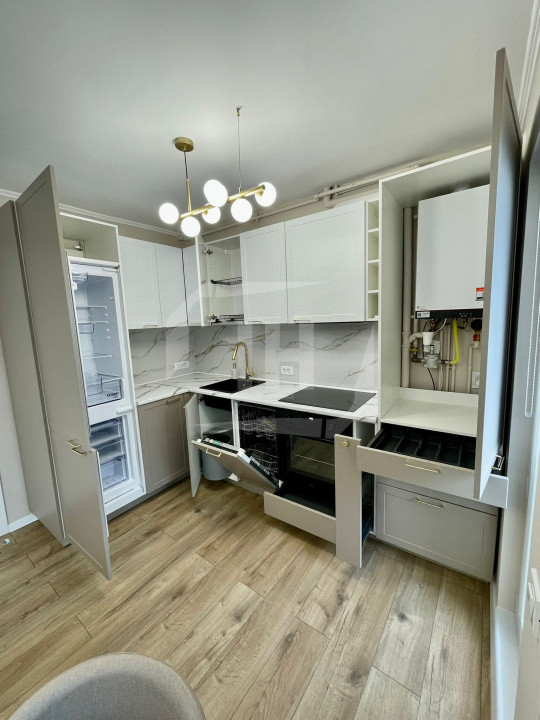 Apartament 4 camere, la cheie, Manastur