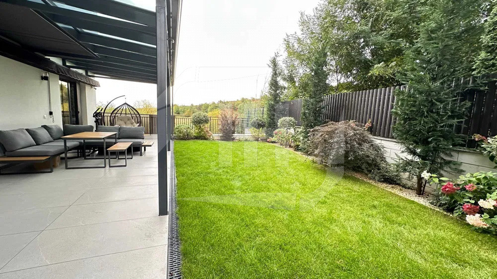 Apartament 3 camere, decomandat, lux , parcare, gradina, cartier Buna Ziua