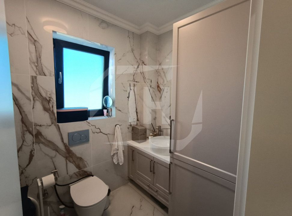 Apartament 3 camere, decomandat, lux , parcare, gradina, cartier Buna Ziua