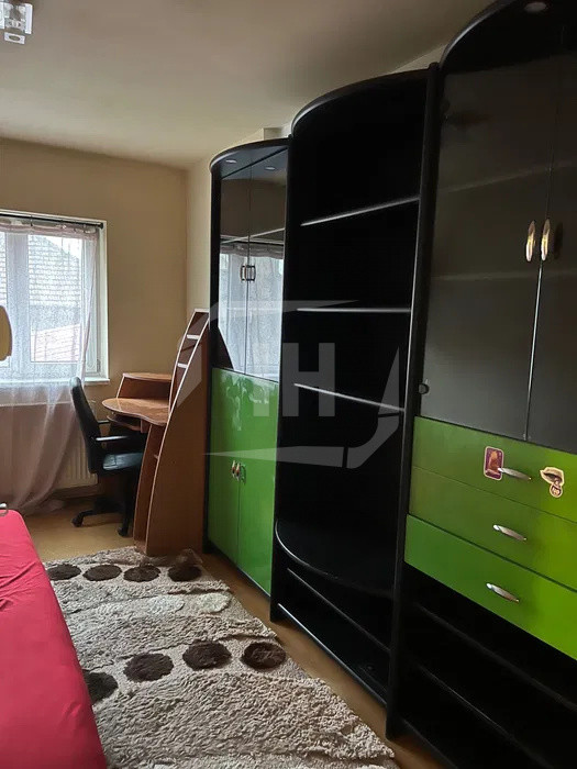 Apartament 4 camere, 2 bai si 3 balcoane, etaj 1 zona Iulius Mall