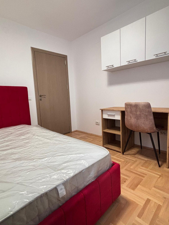 Apartament 4 camere la cheie, zona McDonald's Manastur