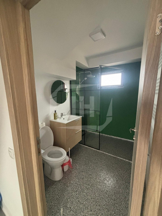  Cabana/Pensiune/Locuință cu privire la lac! 