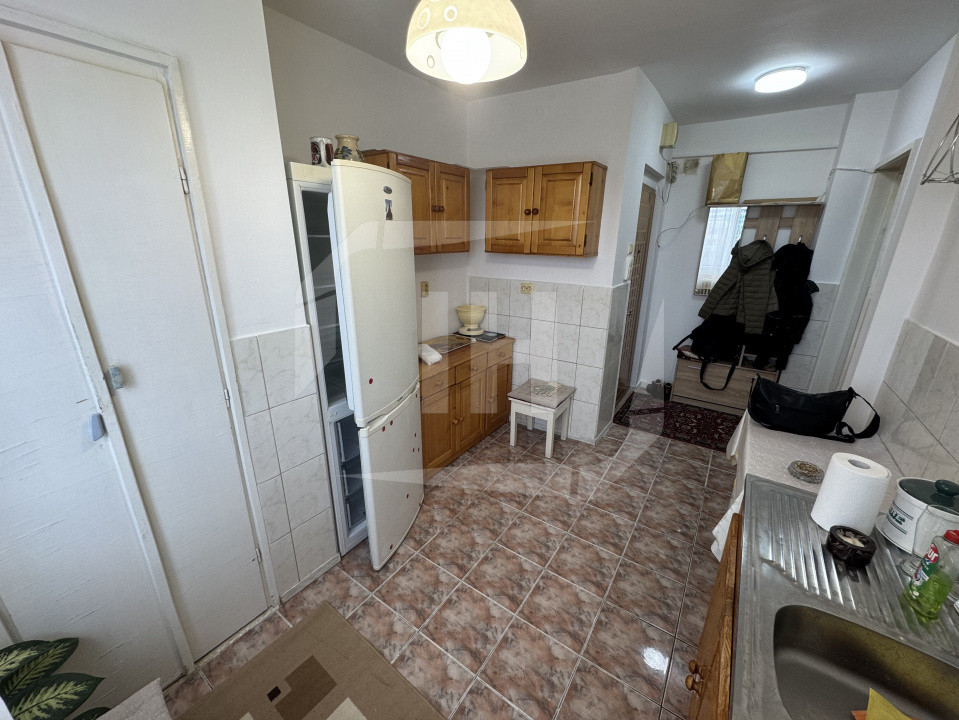 Apartament 2 camere, cu priveliste, la 5 min de mers de Iulius Mall