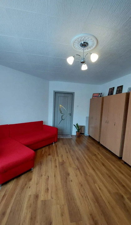 Apartament 2 camere decomandat, zona Ion Mester