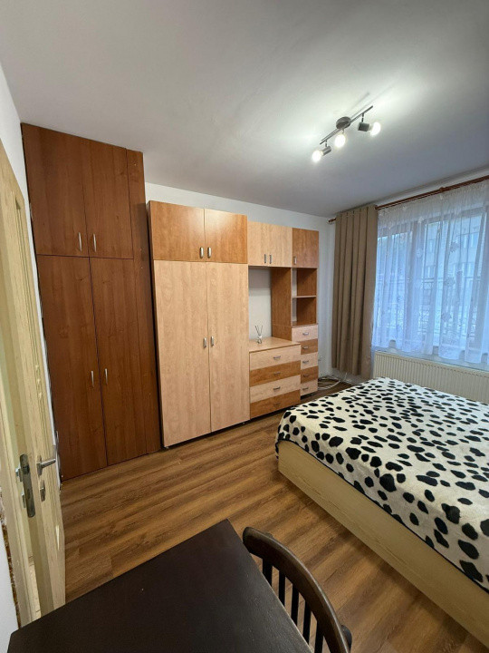 Garsoniera 30mp, parcare, zona Iris