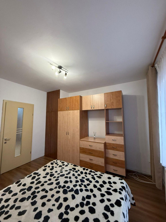 Garsoniera 30mp, parcare, zona Iris