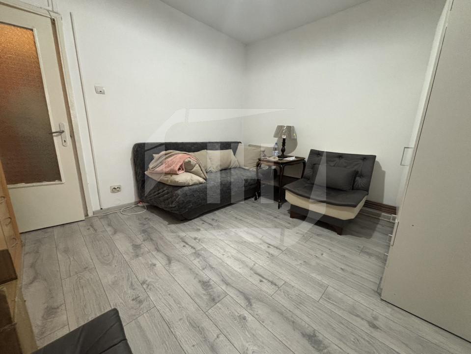 Garsoniera I etaj intermediar I Centru I zona Teatru National