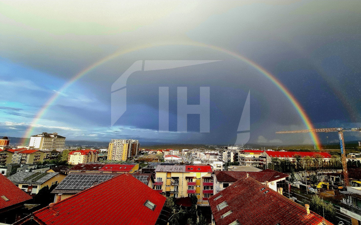 Penthouse cu 5 camere, terase, Buna Ziua