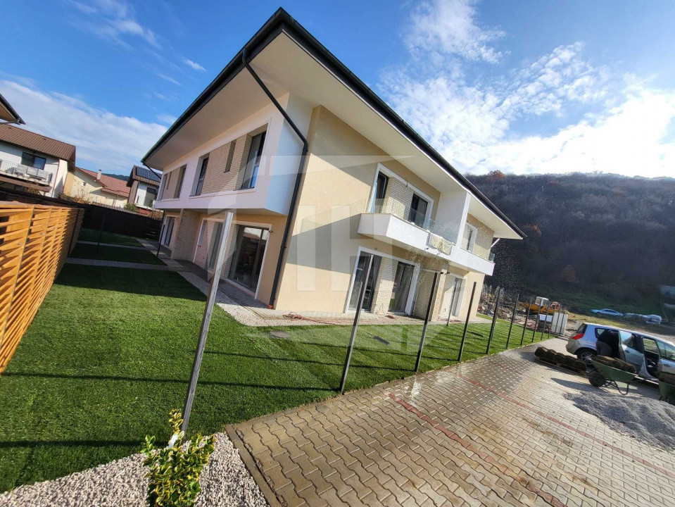 Casa cuplata, constructie noua, Parcul Poligon,  Floresti