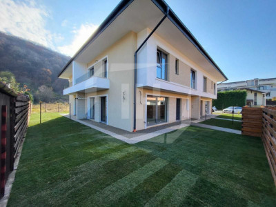 Casa cuplata, constructie noua, Parcul Poligon,  Floresti