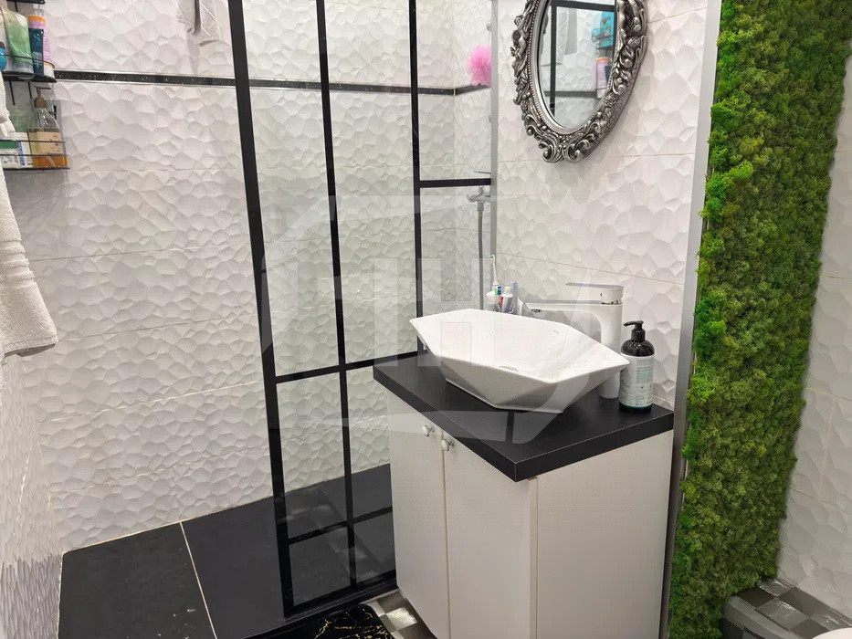 Apartament complet renovat, etaj 1, zona Dedeman!