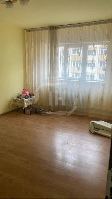Apartament 2 camere, decomandat, etaj intermediar in Marasti