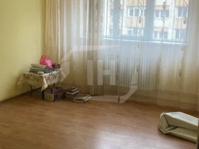 Apartament 2 camere, decomandat, etaj intermediar in Marasti