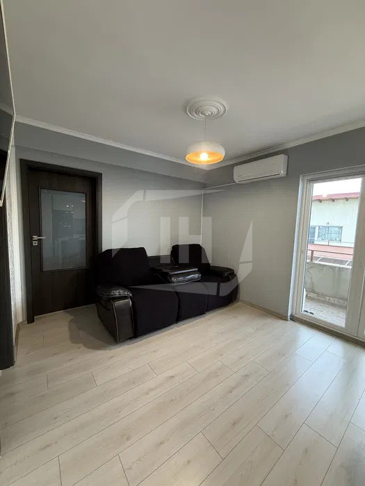 Apartament 3 camere, Europa