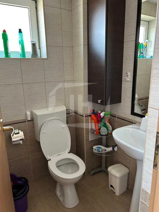 Apartament cu scara interioara in zona strazii Eugen Ionesco