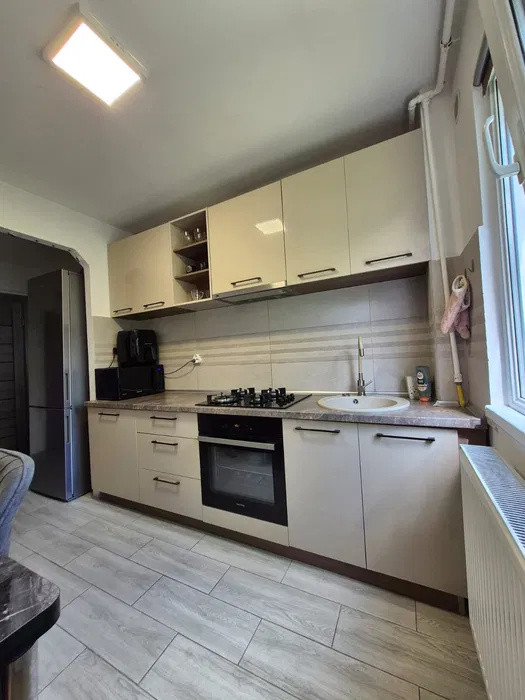 Apartament 3 camere la cheie, cartier Manastur