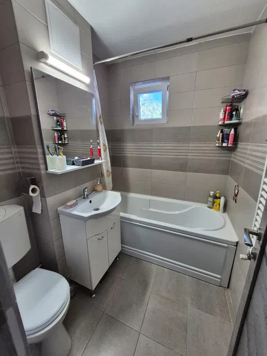 Apartament 3 camere la cheie, cartier Manastur