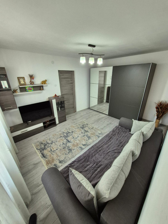 Apartament 3 camere la cheie, cartier Manastur