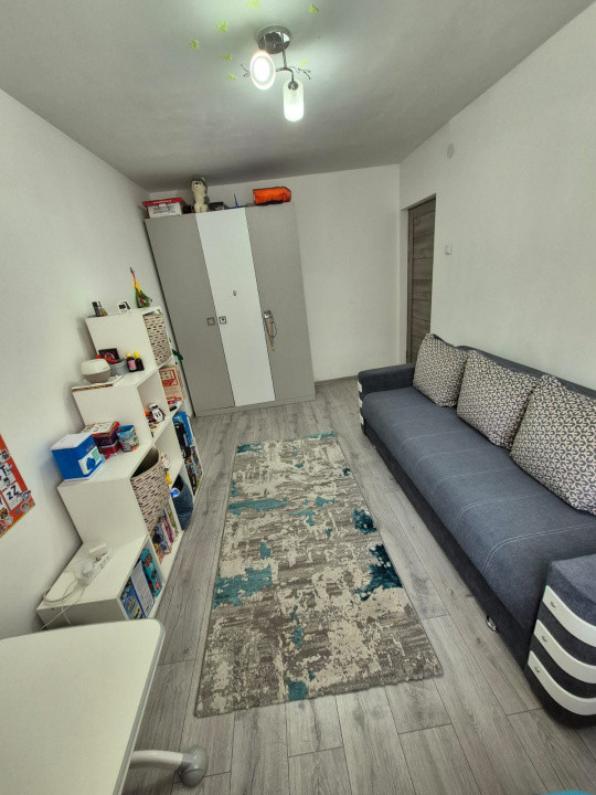 Apartament 3 camere la cheie, cartier Manastur