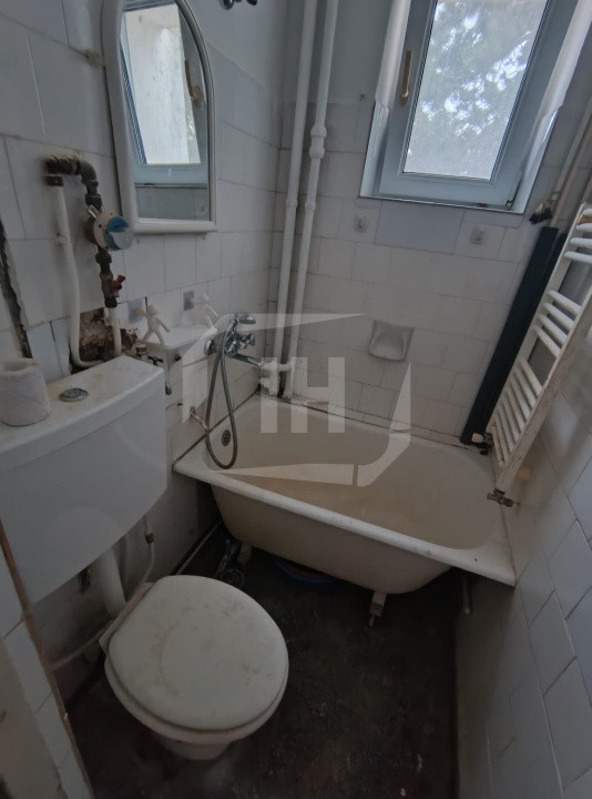 Apartament 3 camere, renovabil,  Gheorgheni