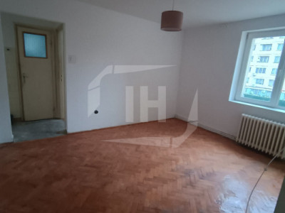 Apartament 3 camere, renovabil,  Gheorgheni