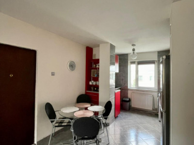 Apartament 4 camere, cartier Manastur