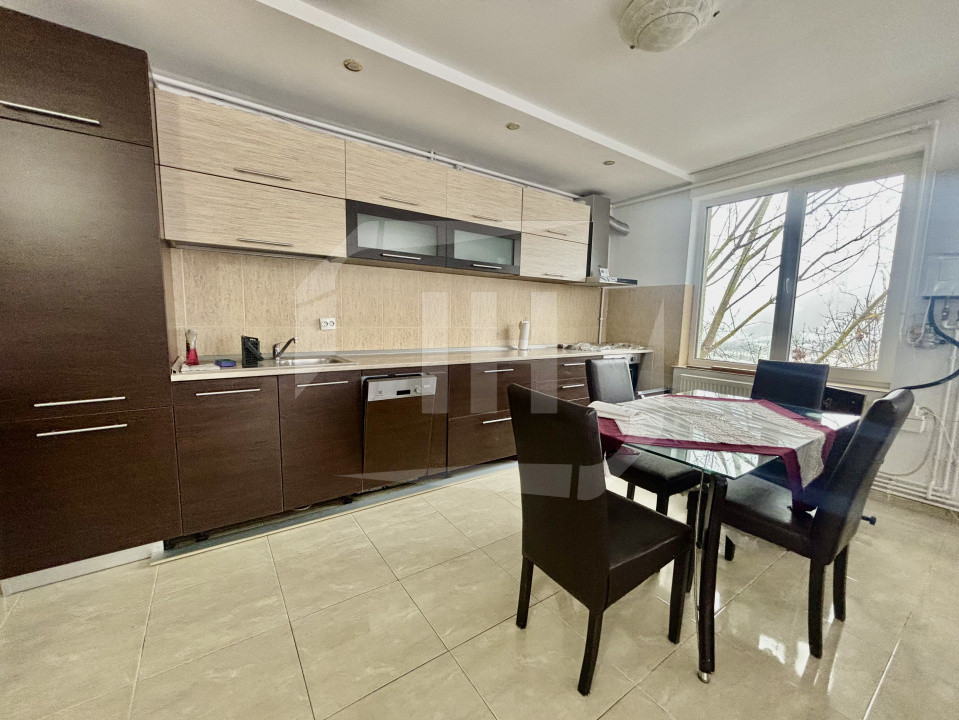 Apartament 4 camere I cu parcare I Gheorgheni I Baza Sportiva